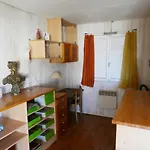 Un En Bois A La Gruissan
